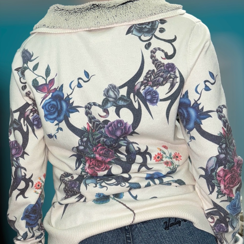 Vintage Y2K Alberto Makali Cream Sweater with Floral Grungecore Design